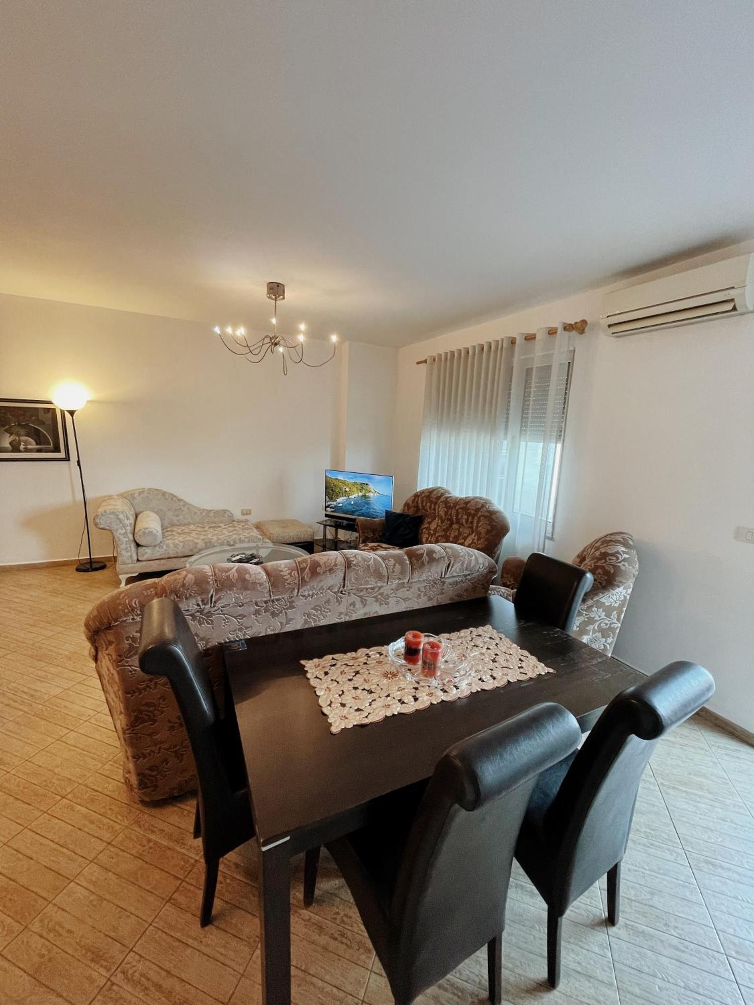 Lovely Apartment تيرانا المظهر الخارجي الصورة