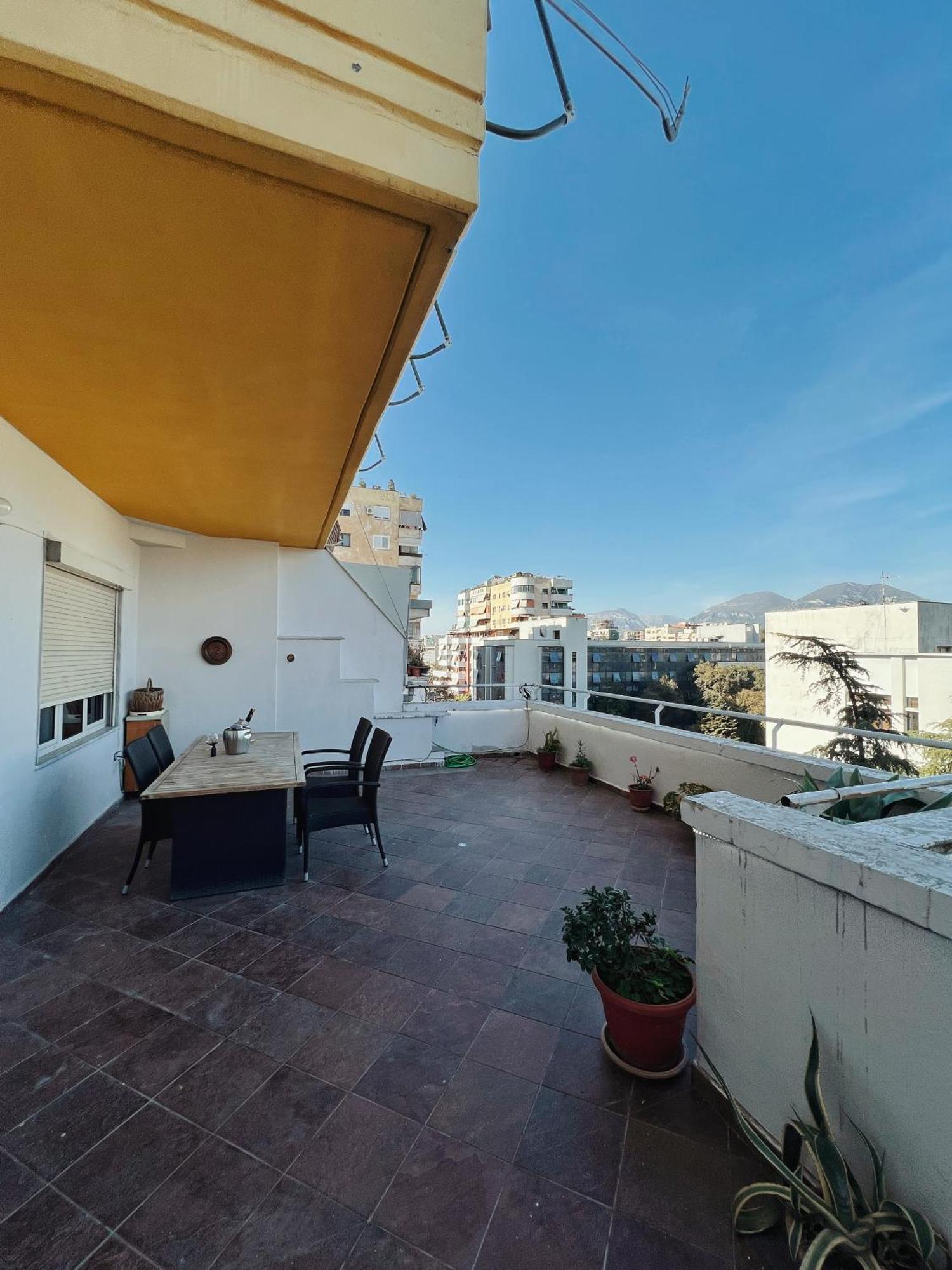 Lovely Apartment تيرانا المظهر الخارجي الصورة