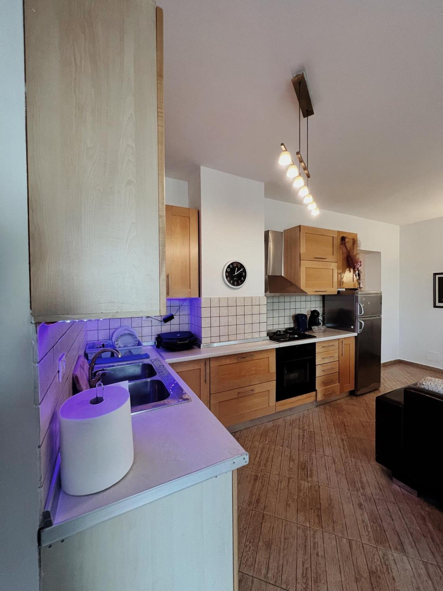 Lovely Apartment تيرانا المظهر الخارجي الصورة
