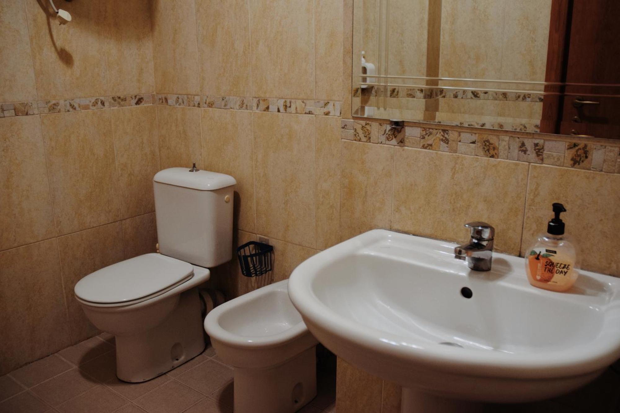 Lovely Apartment تيرانا المظهر الخارجي الصورة